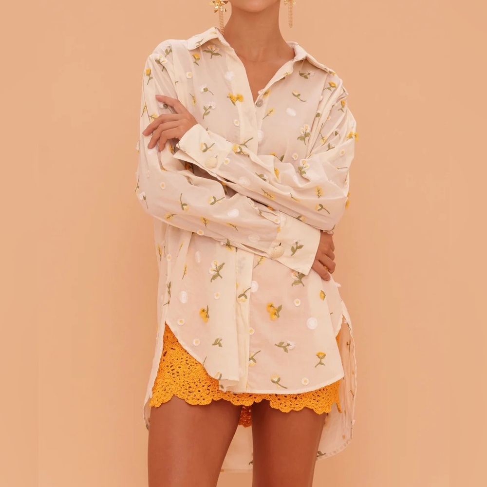 Azulu Colombia Cream‎ Floral Long Sleeve Top - Picture 2 of 10